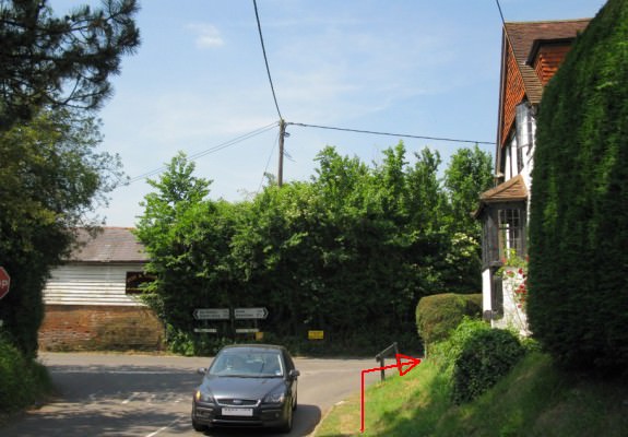 View looking up Deptford Lane towards the Fox & Goose. The canal path turns right 03.jpg