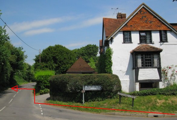 View looking from Deptford Lane by the Fox & Goose. The canal path heads towards Hook and then turns left into a narrow gap in the trees 04.jpg