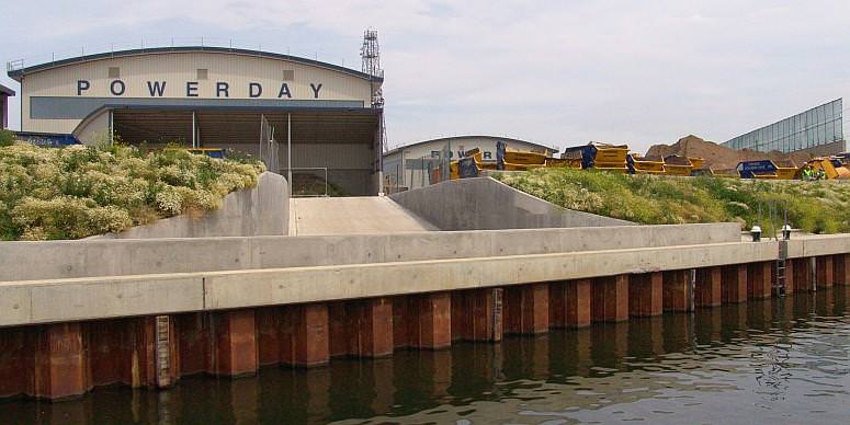 The new Powerday depot at Old Oak which recieves spoils delivered by canal, rail and road