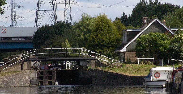 The iron Bridge at Rammey Marsh - built 1835 DSC08533.jpg
