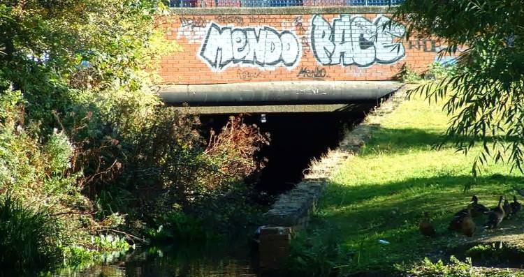 The Brent feeder enters the canal just before Harlesden