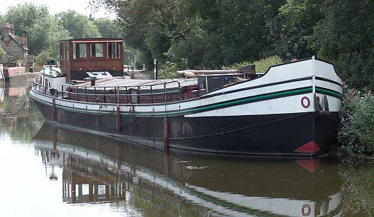 The big 'uns do get up to Hertford fielde06.jpg