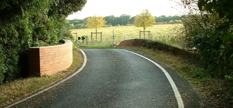 Red Bridge looks as if it is still stands but in fact it is almost buried ls77.jpg