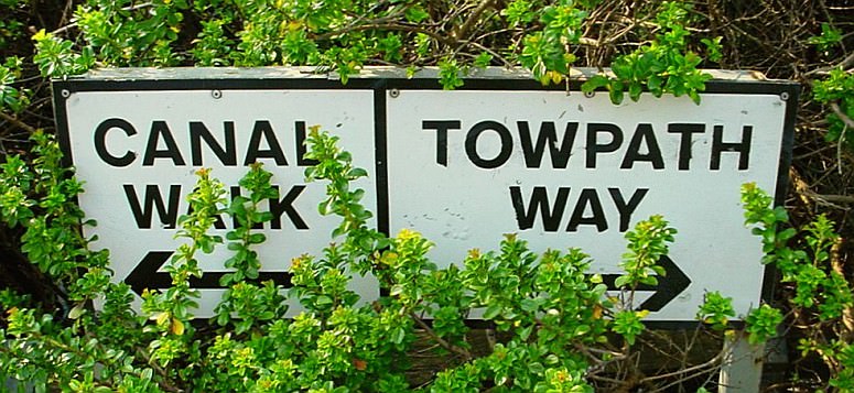 Towpath Way/Canal Walk