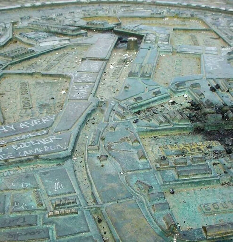 Old route of canal from Thames through Russia Dock